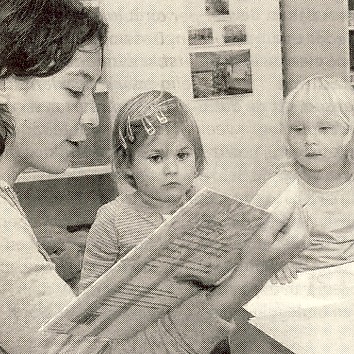 ‘Kinderboekenweek in Boekhuis’; Voorlezen en knutselactiviteit voor kinderen in Boekhuis Aalsmeer t.g.v. Kinderboekenweek 2009|Artikel verschenen in Aalsmeer Witte Weekblad, 15 oktober 2009